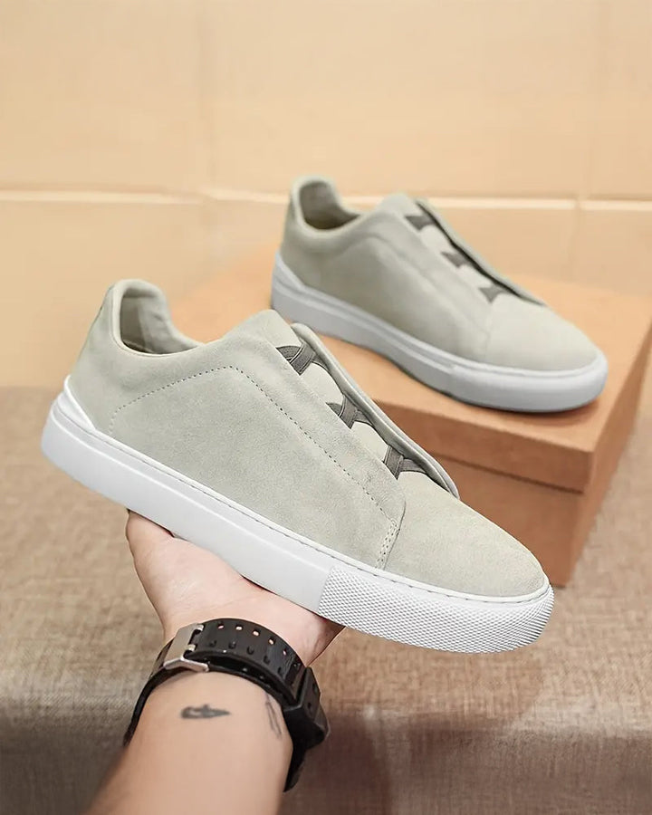 Cassian | Zamszowe sneakersy na sznurówki dla stylowego komfortu