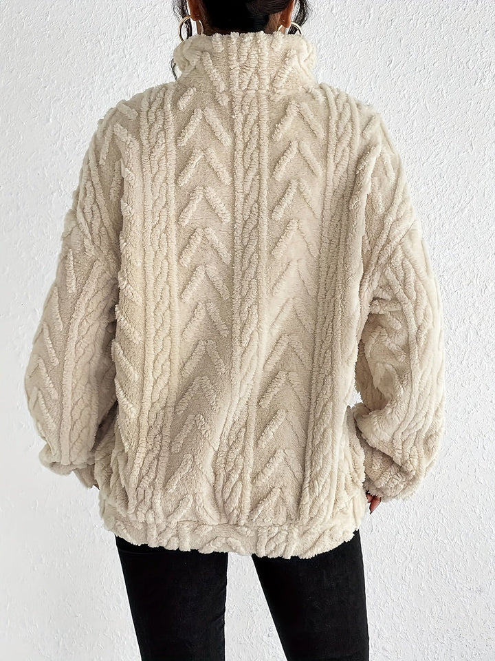 Aila - Puszysty Sweter z Zamkiem