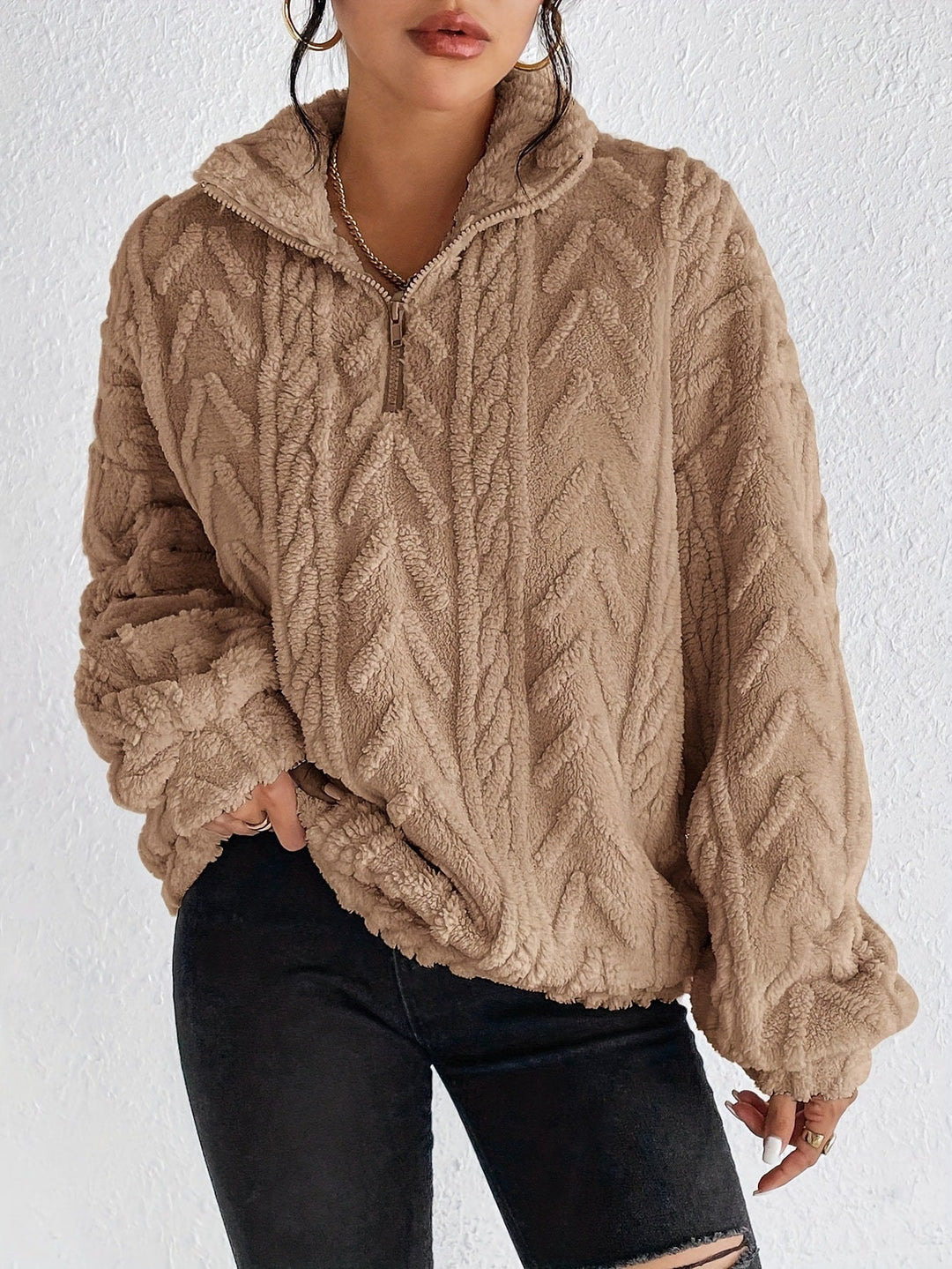 Aila - Puszysty Sweter z Zamkiem