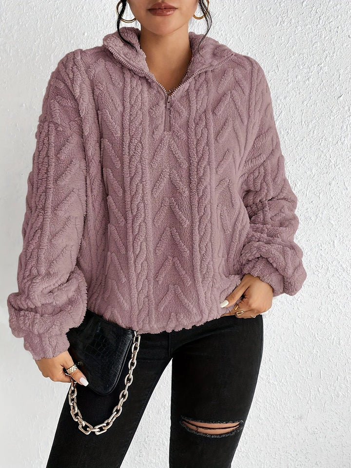 Aila - Puszysty Sweter z Zamkiem