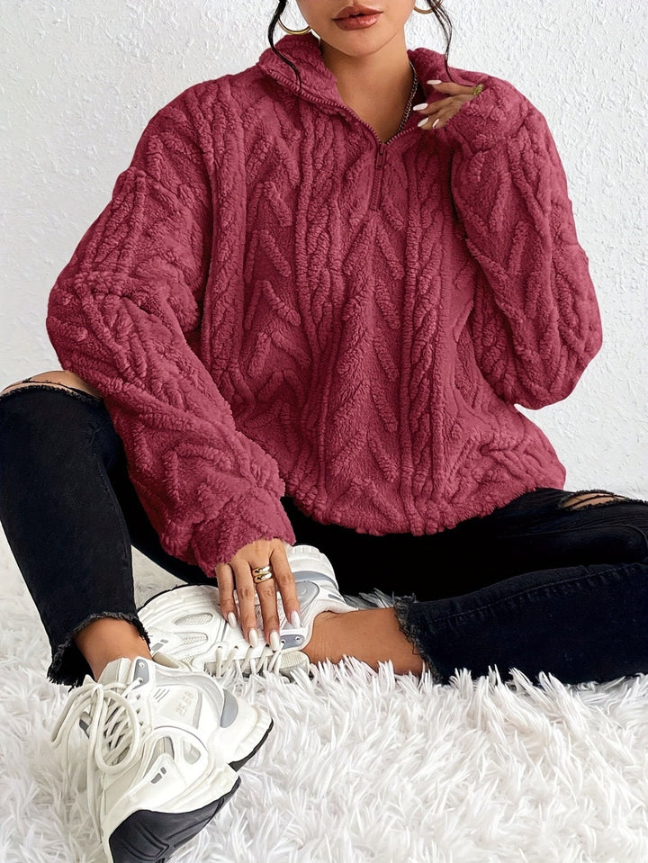 Aila - Puszysty Sweter z Zamkiem